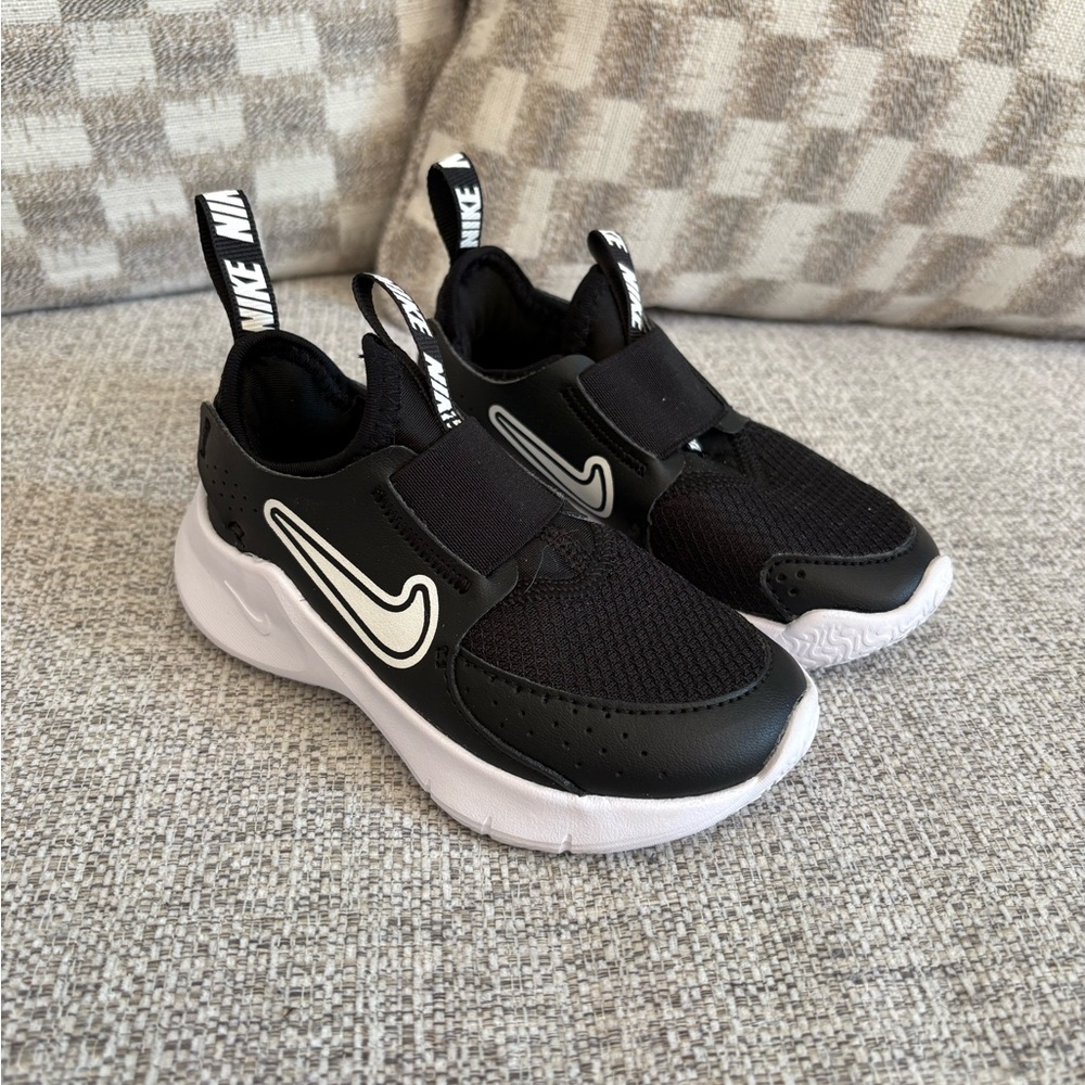Nike Kids' Sneakers in Black and White